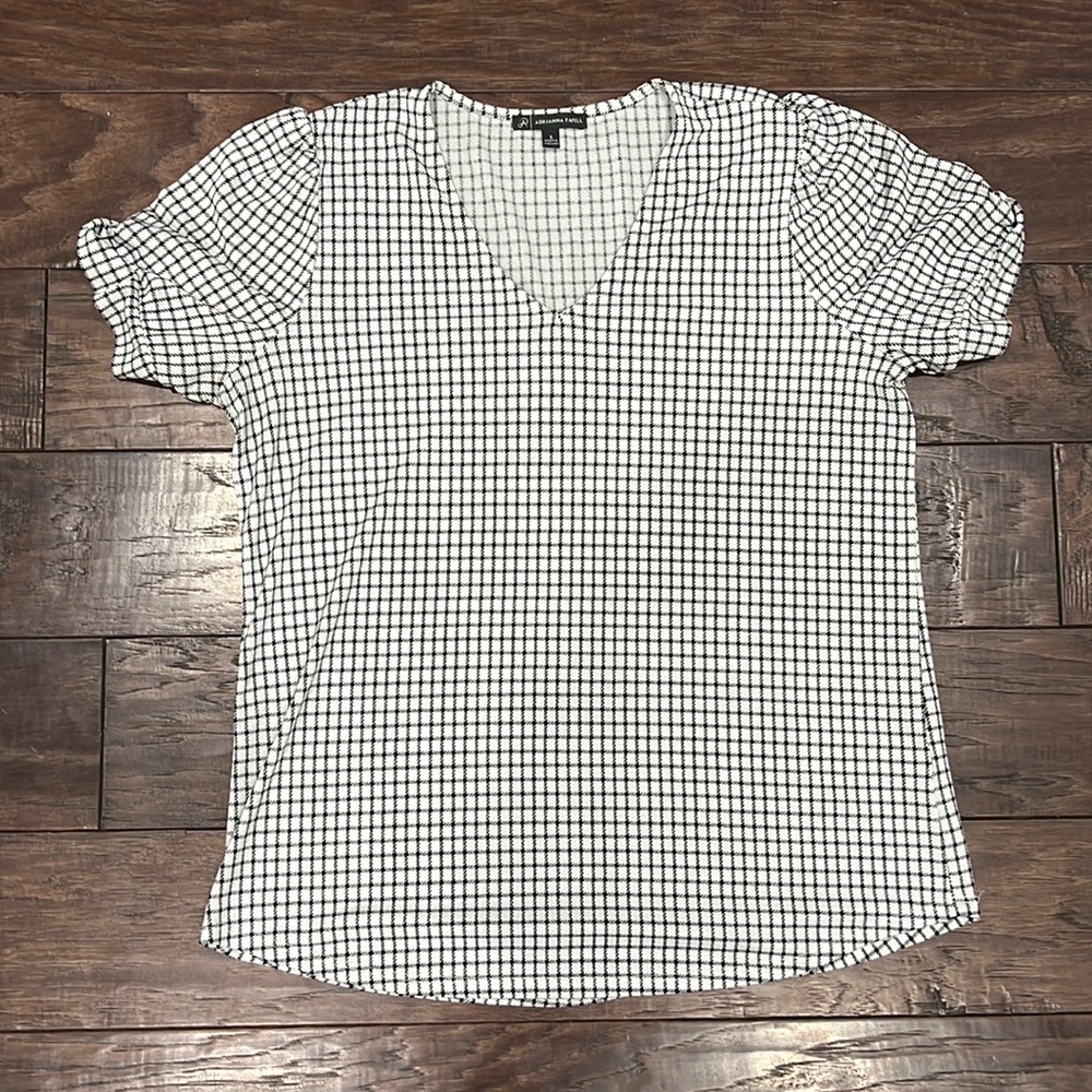 Women’s top size